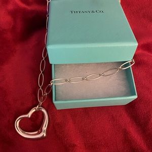 ❤️❤️Tiffany&Co RETIRED LARGE OPEN HEART LINK NECKLACE. ❤️❤️❤️